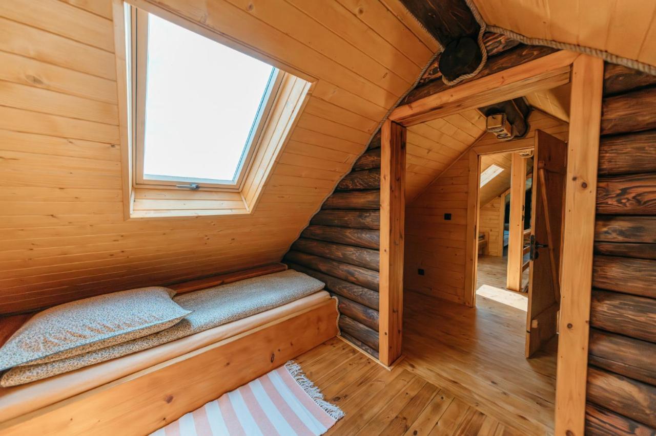 Bieszczadzka Bania Villa Lesko Exteriör bild