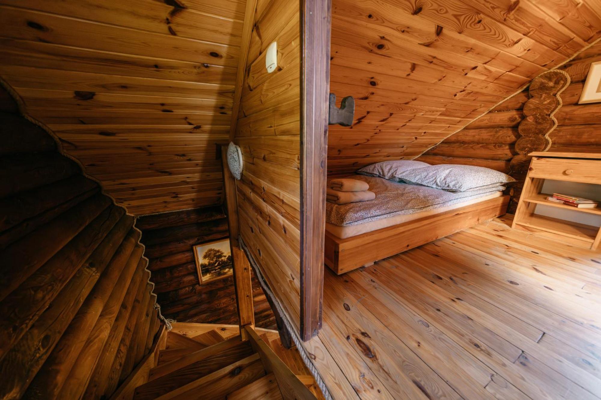 Bieszczadzka Bania Villa Lesko Exteriör bild