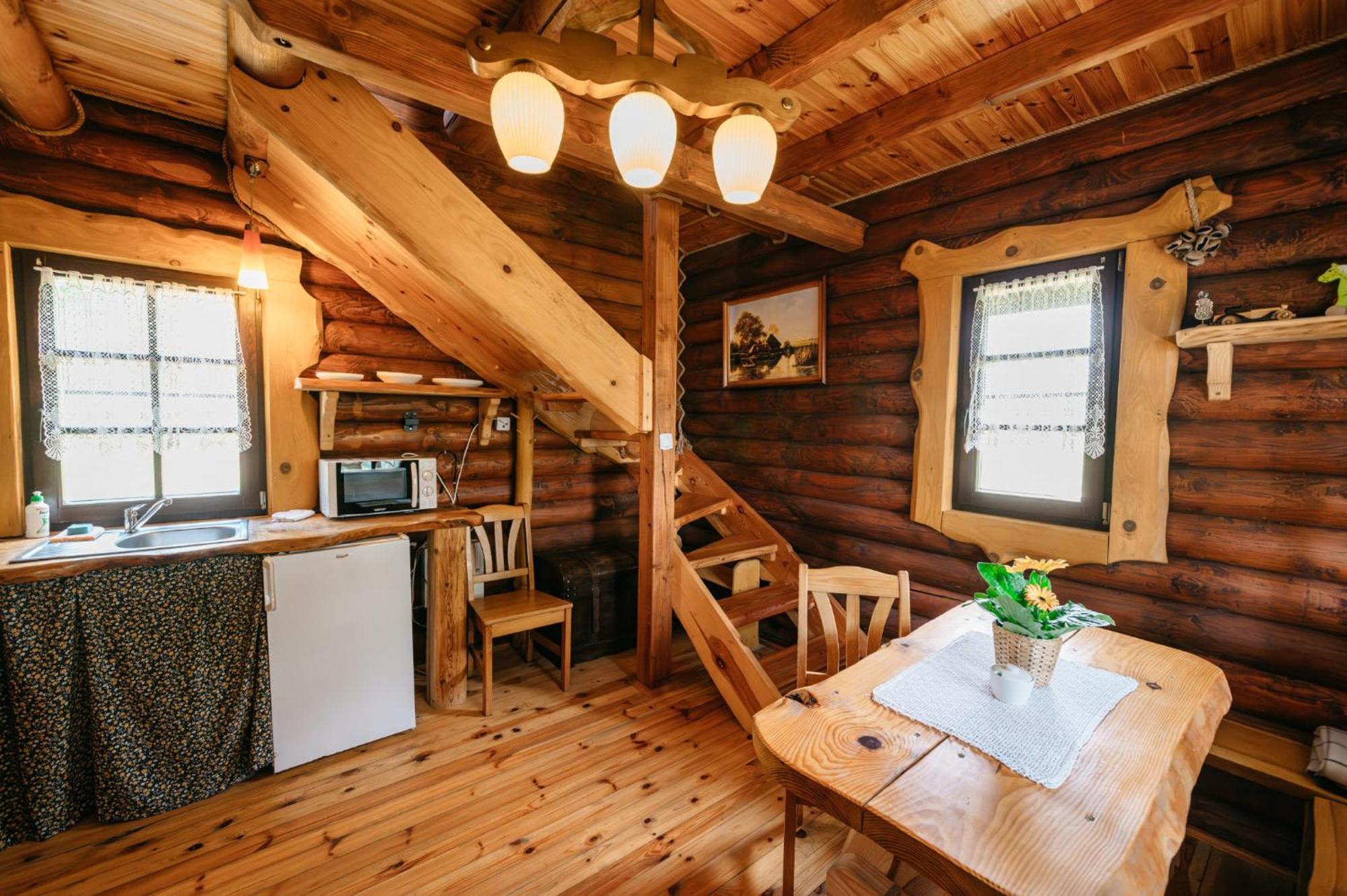 Bieszczadzka Bania Villa Lesko Exteriör bild